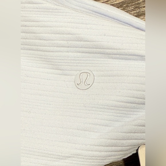 NWT Lululemon Women's Ribbed Nulu Twist-Front Headband - Picture 10 of 10